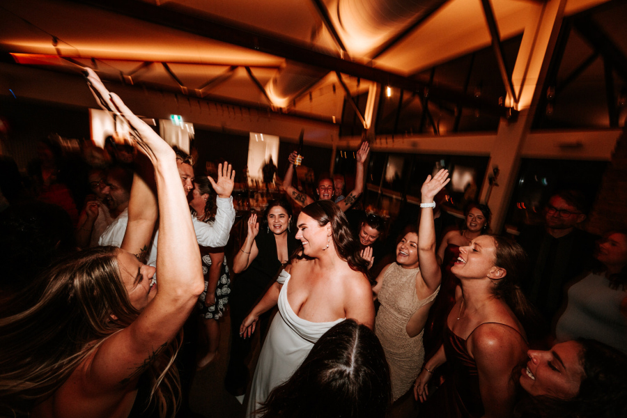 kangaroo-valley-bush-retreat-wedding-photographer-elise-andrew-1189
