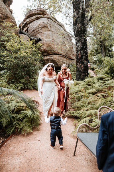 kangaroo-valley-bush-retreat-wedding-photographer-elise-andrew-252