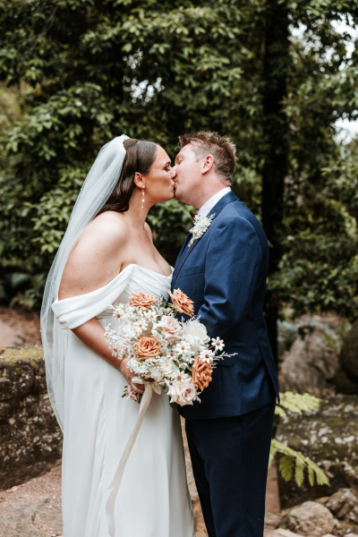kangaroo-valley-bush-retreat-wedding-photographer-elise-andrew-648