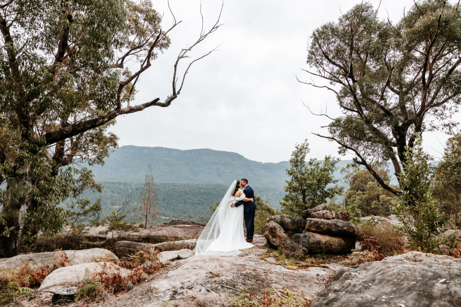 kangaroo-valley-bush-retreat-wedding-photographer-elise-andrew-752